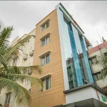 Hotel Sai Sk Palace Shirdi Exteriör bild
