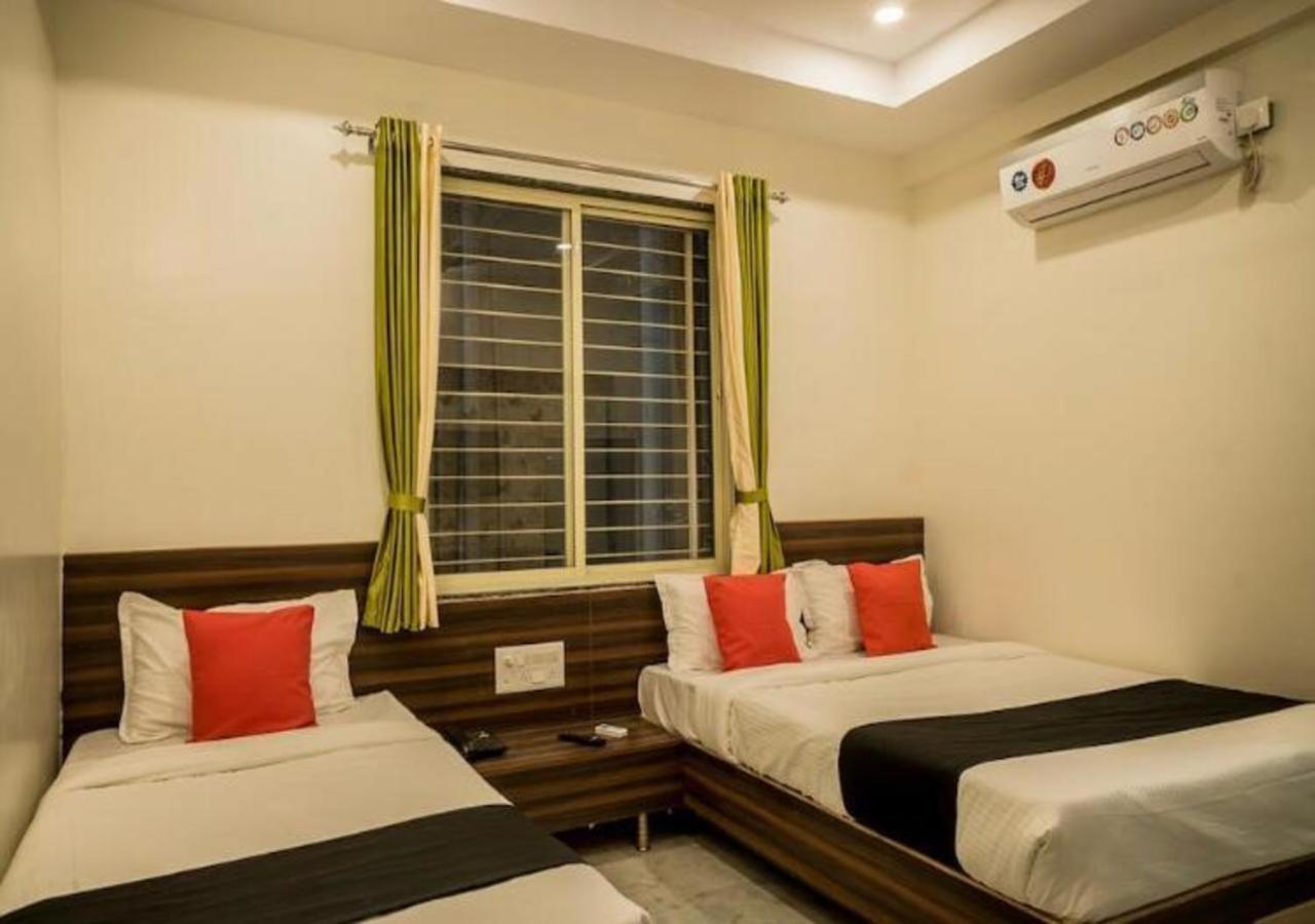 Hotel Sai Sk Palace Shirdi Exteriör bild