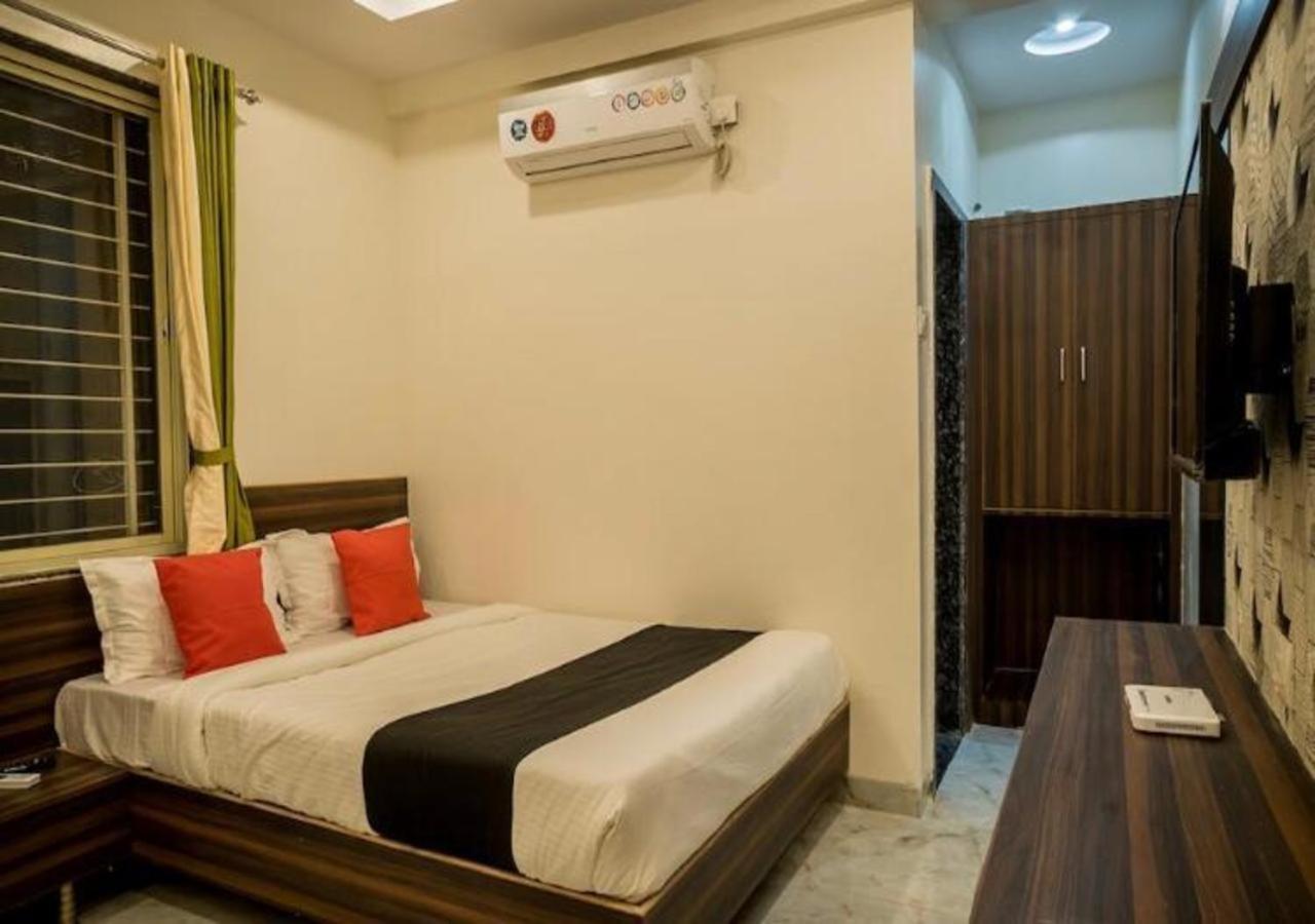Hotel Sai Sk Palace Shirdi Exteriör bild